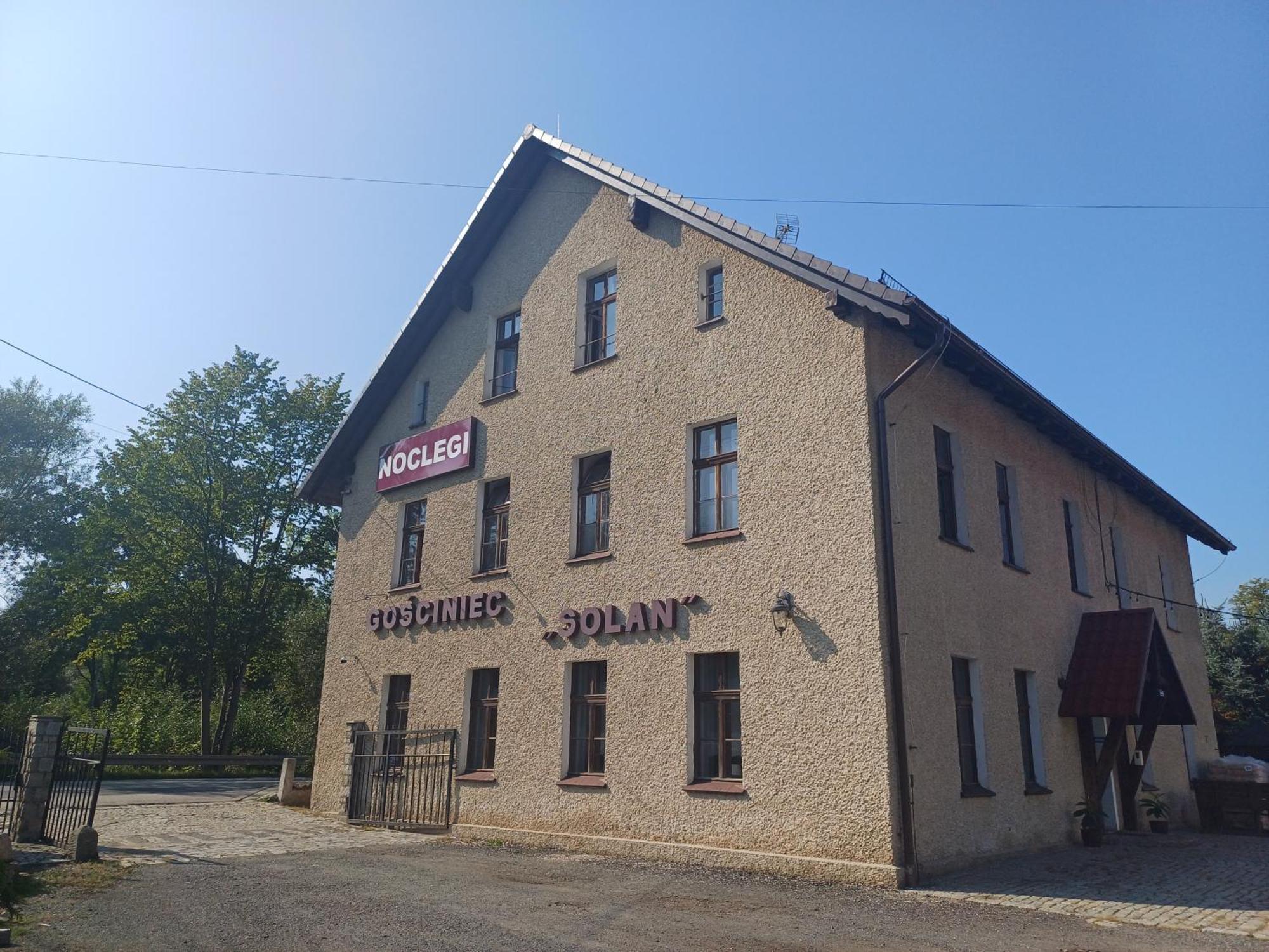 Gosciniec Solan 호텔 Jeleniow 외부 사진